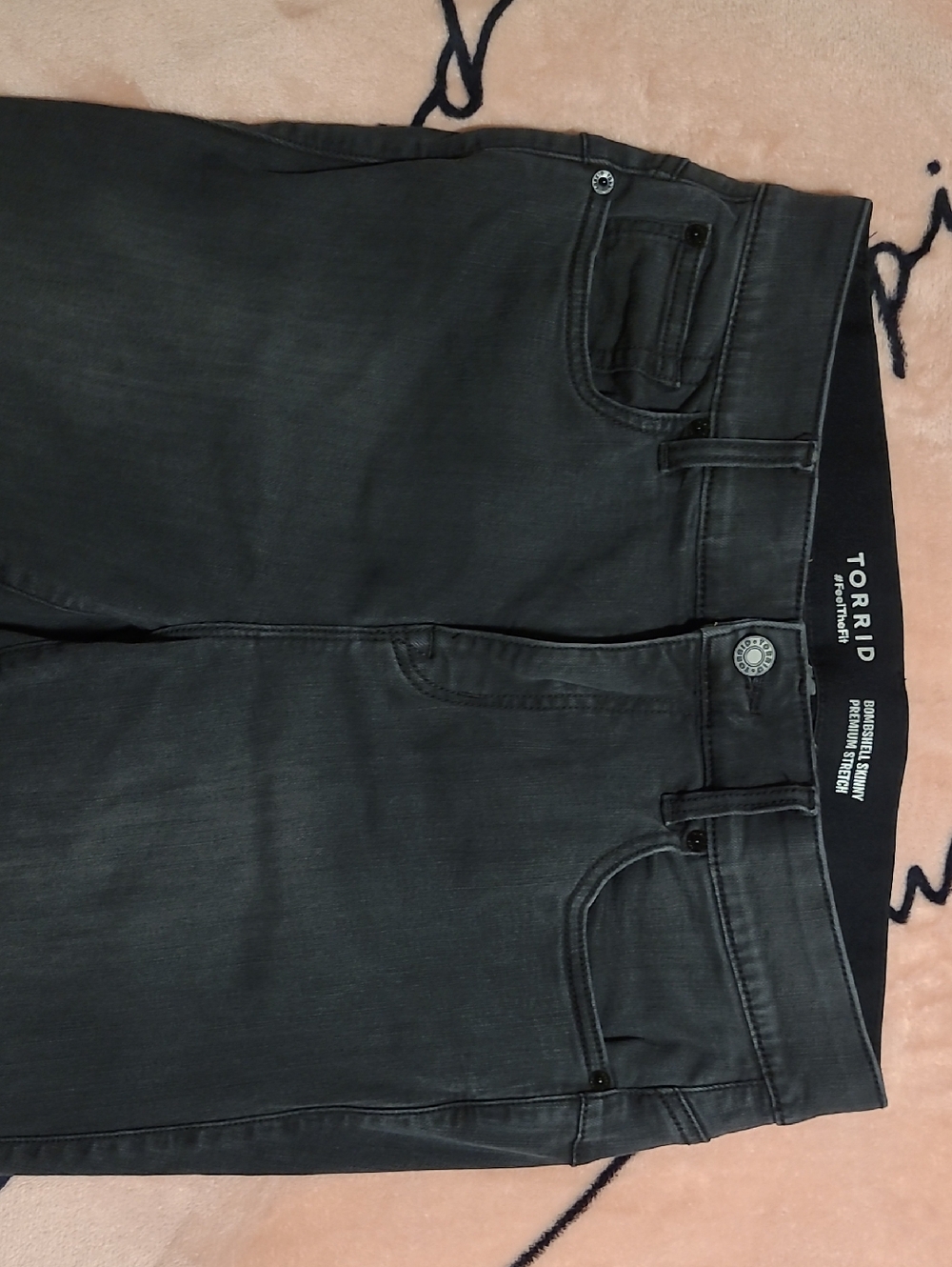 torrid Black Wash BOMBSHELL Skinny Jeans